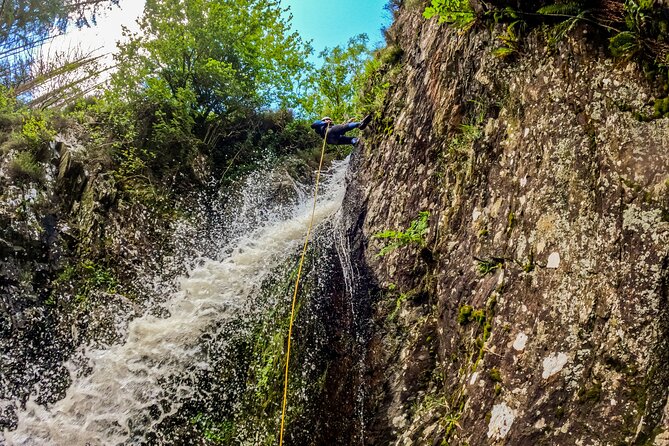 Galloway Canyoning Adventure, Murrays Canyon half day - Why the guides matter for first-time abseilers