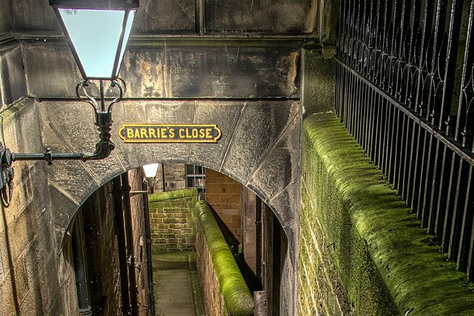 Ghosts, Mysteries, and Witches Tour - Borthwick’s Close and life below the surface