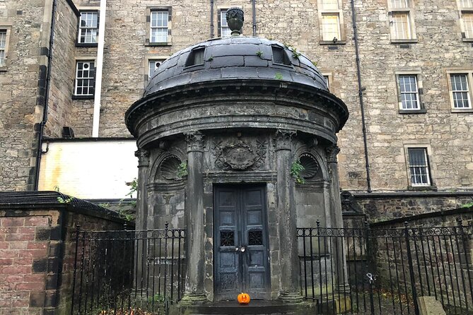 Ghosts of Edinburgh: Bloody Past Exploration Game and Tour - Mary King’s Close and Edinburgh’s underground stories