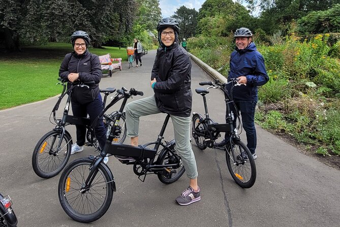 Glasgow EBike and Whisky Distillery Tour! - Glasgow’s Hogwarts moment at the university