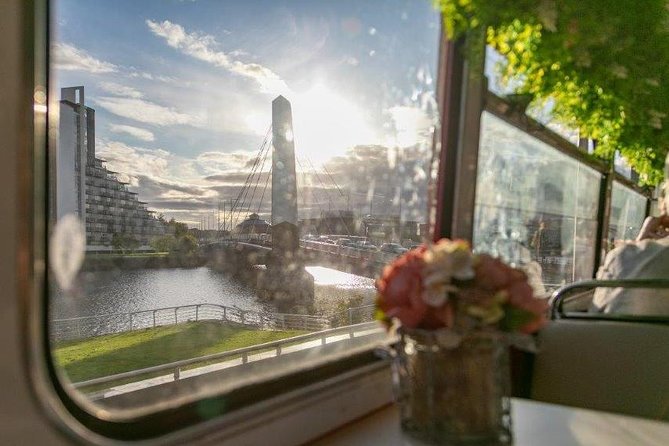 Glasgow Evening Dining Experiences - Italian food with a moving view