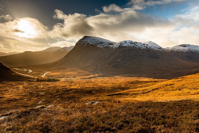Glasgow: Glenfinnan, Fort William and Glencoe Adventure - Fort William and Ben Nevis views