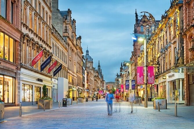 Glasgow Must-See Attractions Walking Tour with A Guide - The Glasgow Necropolis and its city views