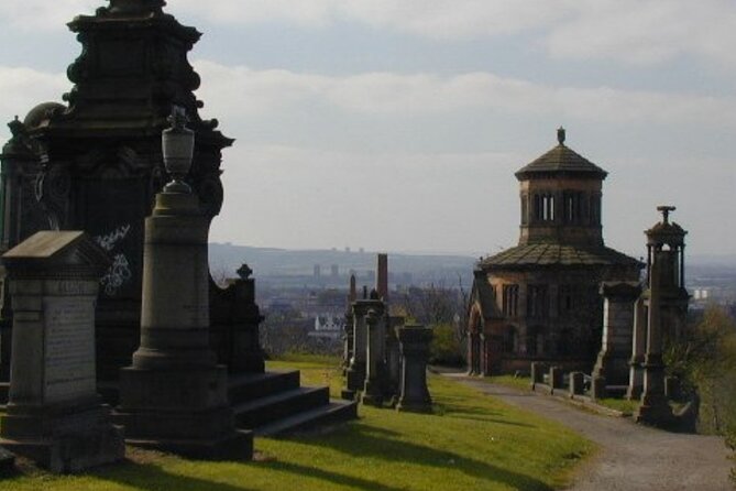 Glasgow Private Self-Guided Tour - Ramshorn, tobacco wealth, and 98 Ingram Street