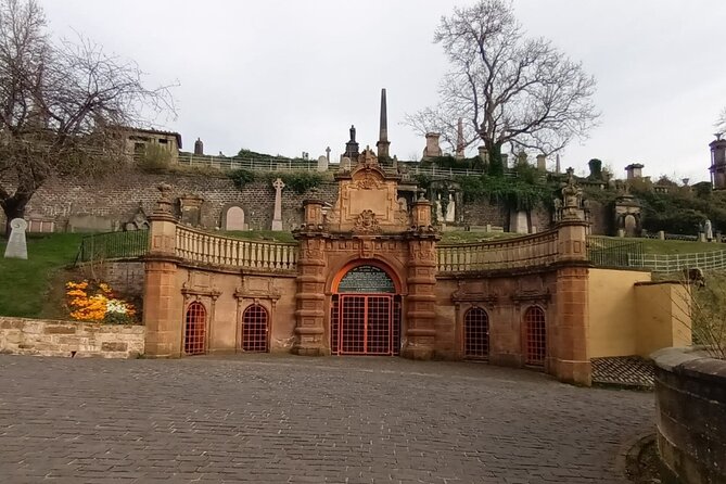 Glasgow Private Self-Guided Tour - Tron Theatre, the police museum, and Merchant City clues