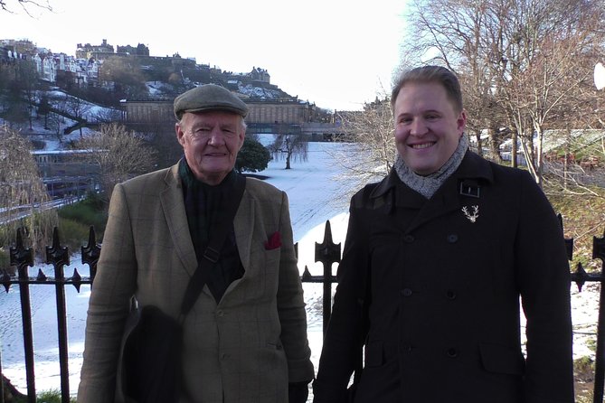 Guided Edinburgh Private Walking Tour - The guides and their teaching style