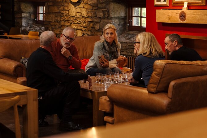 Guided Tour in Aberfeldy Distillery with Connoisseur Experience - Booking, cancellation, and practical planning
