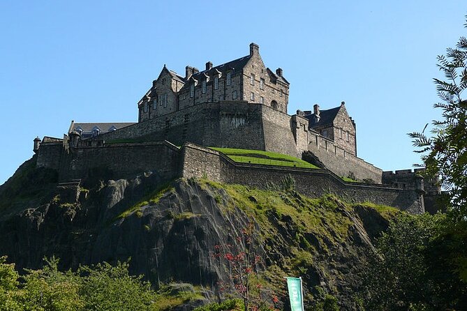Harry Potter’s Edinburgh: A Self-Guided Audio Tour - Greyfriar’s Kirkyard and the familiar names