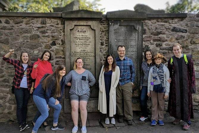 Harry Potter Tour & Edinburgh Castle Visit - Starting at Tron Kirk and walking the Royal Mile
