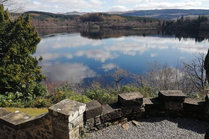 Historical Tour and Seafood Experience - Kilchurn Castle from a memorable viewpoint