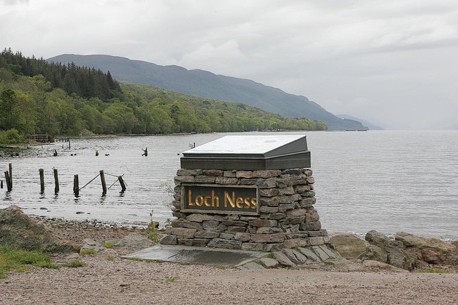 INVERGORDON PORT Tour of Culloden, Cairns & Cawdor Castle - Highland cows and the Beauly farm-shop visit