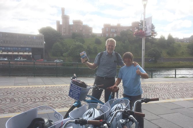 Inverness Bike Tour a 2 hours guided bike tour around the Waterways of Inverness - A short pause at Cavell Gardens