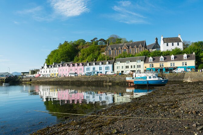 Isle of Skye Full Day Private Tour from Inverness - Portree gives you one hour for lunch and a wander