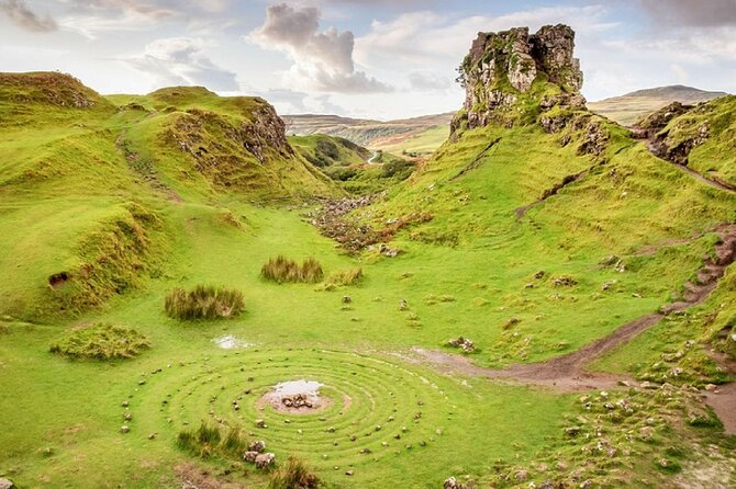 Isle of Skye, Loch Ness & Highlands: 3-Day Private Luxury Tour - Day 1: From the Kelpies to the Isle of Skye