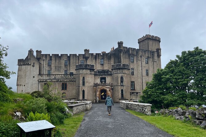 Isle of Skye Private 4 Day Tour From Edinburgh or Glasgow - Day four: Eilean Donan, Loch Ness, and Pitlochry