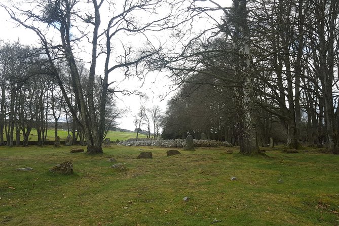 Jacobites and Scottish Highlands Day Tour from Glasgow - Clava Cairns and Scotland’s ancient stones