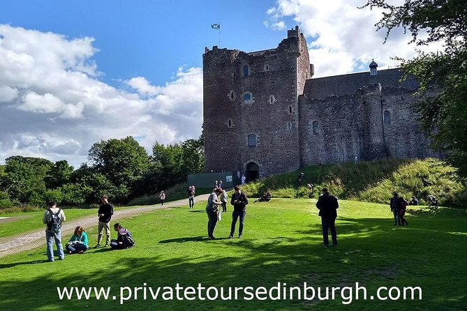 Jamie Fraser Outlander tour to Lallybroch tours Edinburgh - Doune Castle as Castle Leoch