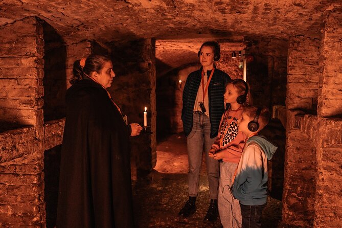 Kids Multi-Sensory Underground Vaults Tour in Edinburgh - What the multi-sensory format adds