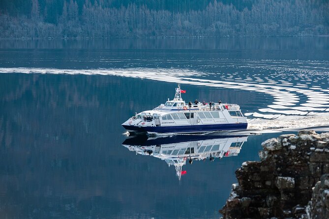 Loch Ness and Caledonian Canal 2-Hour Cruise from Dochgarroch - Bona Lighthouse, Aldourie Castle, and the wartime crash site