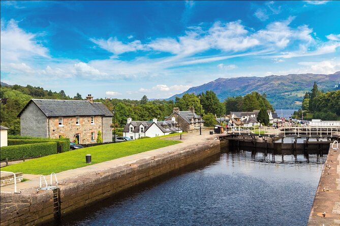 Loch Ness and the Highlands Experience Bus Tour from Edinburgh - Kilmahog and the Highland cattle stop