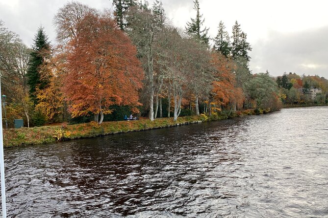 loch Ness, Clava Cairns, Culloden, COO,S, DRAMS & Outlander sites - Great Glen Distillery and a free taste of local gin