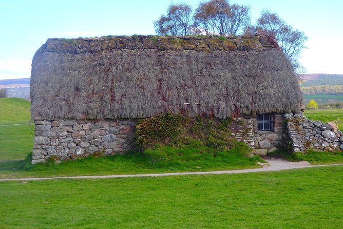 Loch Ness & Culloden Battlefield Private Tour from Inverness - Highland cows and alpacas at Robertson’s