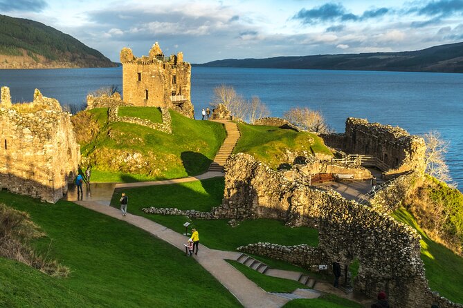 Luxury Private Tour of The Highlands & Loch Ness from Edinburgh - Cairngorms and a pause in Pitlochry