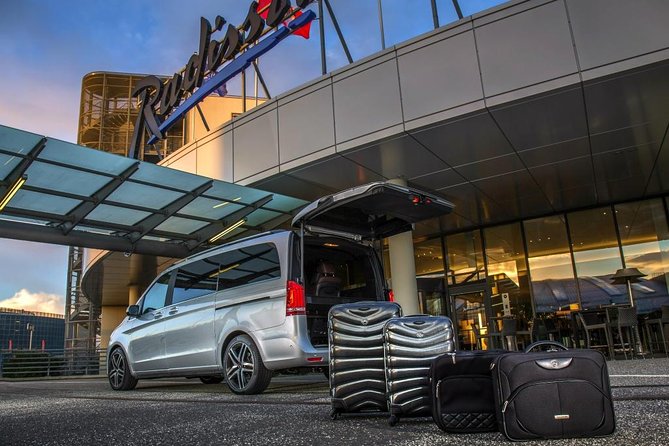 Luxury Transfer Service | Inverness to Edinburgh - Booking Details You Should Get Right