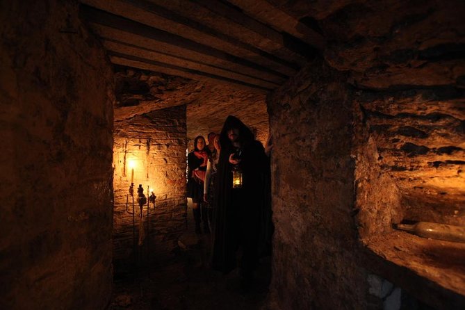 Multi-Sensory Haunted Underground Vaults Tour in Edinburgh - A genuine ghost tour, but still a performance