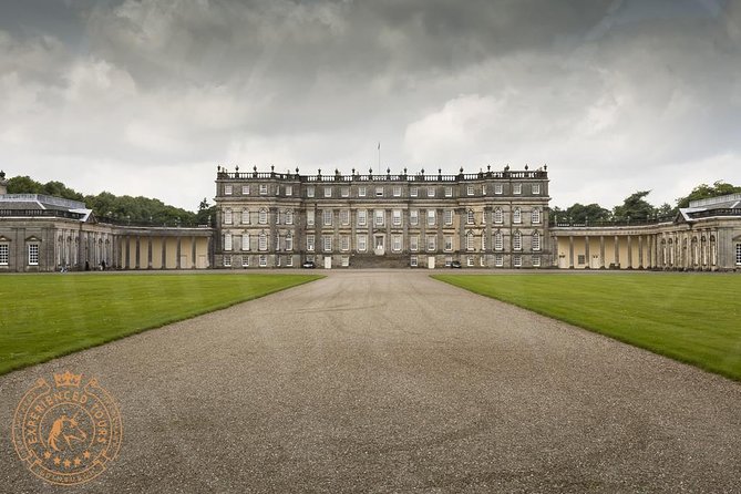 Outlander locations experience, Private Tour in a premium Minivan - Hopetoun House and the Duke of Sandringham