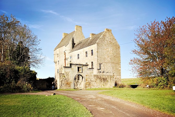 Outlander Odyssey: Outlander Filming Locations Private Day Tour - Guide quality and the value of a private group