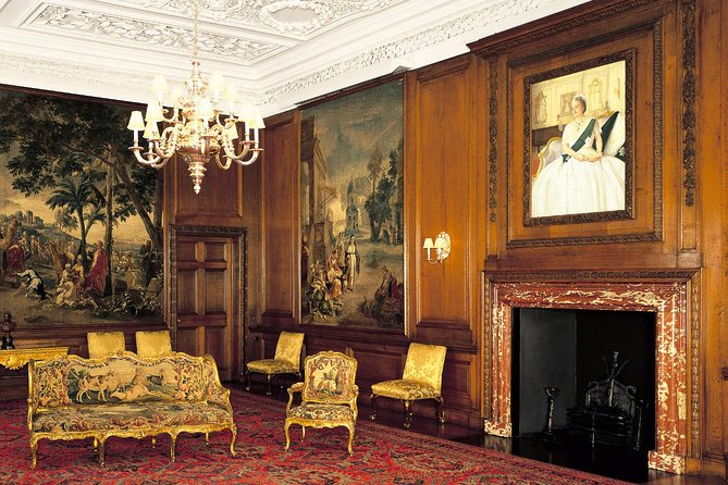 Palace of Holyroodhouse Admission Ticket - Getting in with a mobile ticket
