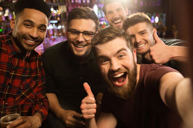 Pints & Past: Glasgow Pub Tour Private Tour - What the two-hour Glasgow pub tour actually offers