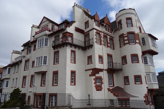 Private 4 Hour Tour of Edinburgh in a Spacious 6-seater Mercedes - Guides, Commentary, and Personal Attention