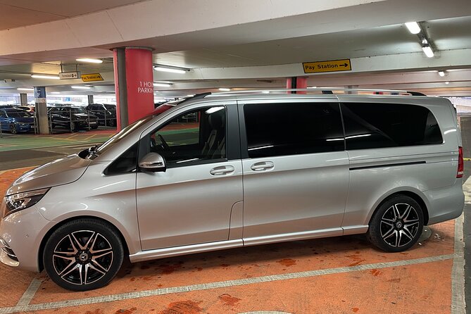 Private Airport Transfer from Edinburgh airport to Glasgow - Why a private car can beat the train after a flight