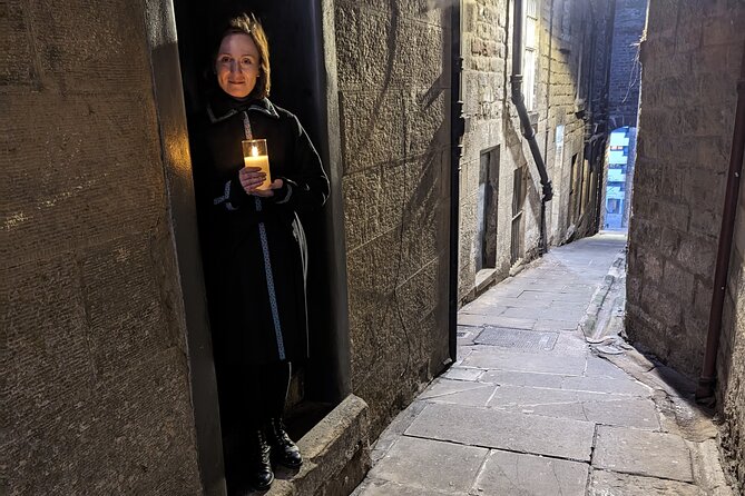 Private Dark History Tour: Eerie Edinburgh - Mercat Cross and medieval public punishment