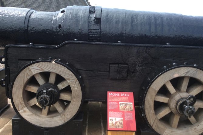 Private Edinburgh Castle Tour - St. Margaret’s Chapel and the oldest building
