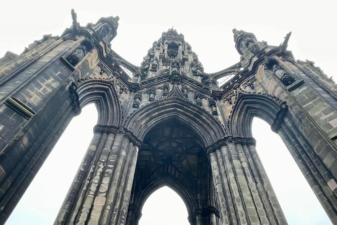 Private Executive Edinburgh Airport transfers to Edinburgh City - A calm start after landing at Edinburgh Airport