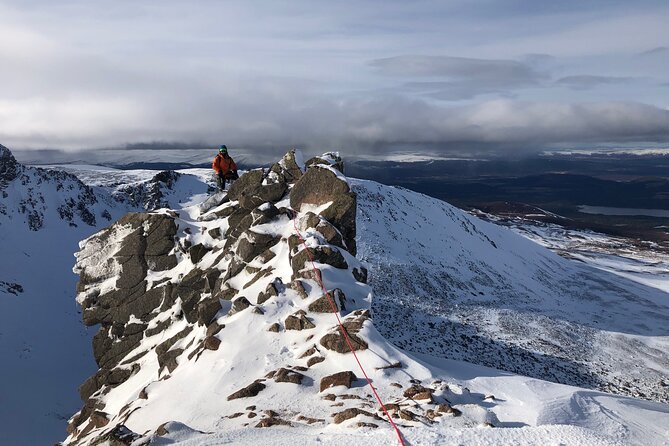 Private Guided Winter Mountaineering Experience in the Cairngorms - The teaching is the main value