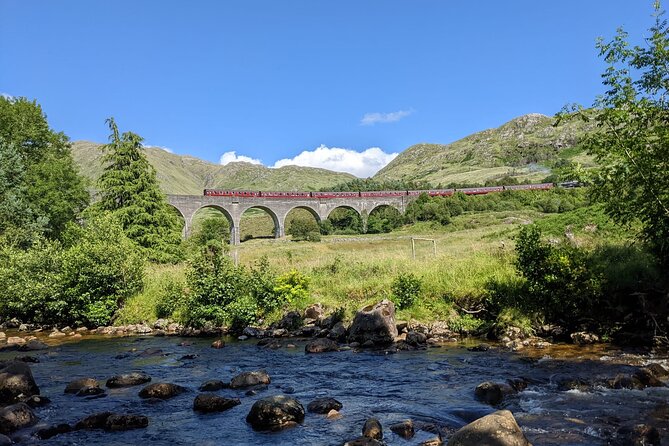 Private Harry Potter, Glenfinnan Viaduct, Highlands tour Glasgow - The Commando Monument and Ben Nevis