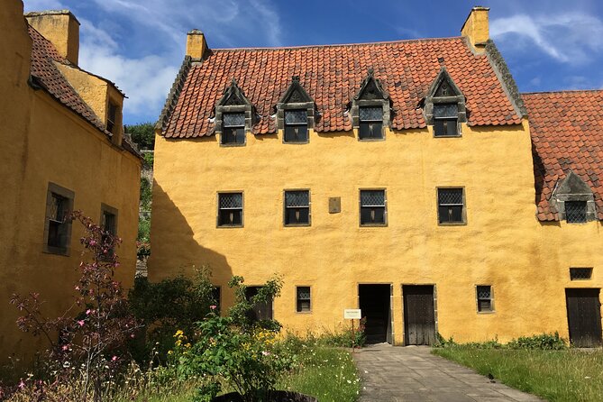 Private 'Outlander' Film Locations Day Trip from Edinburgh - Midhope Castle and the real Lallybroch