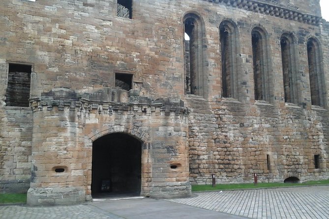 Private Outlander Tour from Edinburgh - A private guide can shape the day