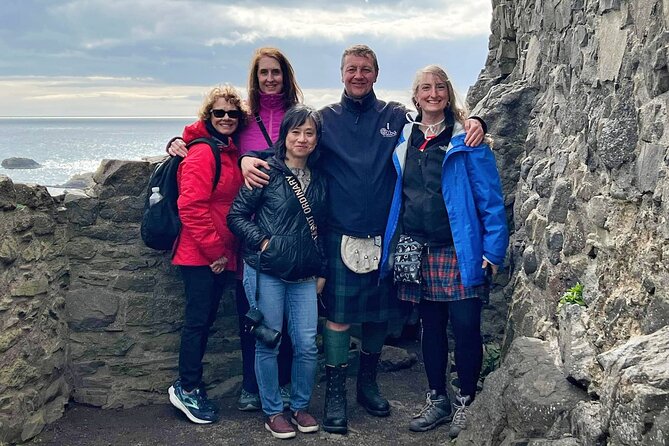 Private Outlander tour from Glasgow or Edinburgh - Falkland and Jamie’s ghostly fountain