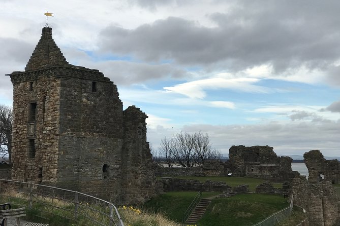 Private St Andrews Day Guided Tour-Personalised & Bespoke - St Andrews Old Course: golf’s most famous walk