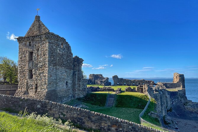 Private St Andrews Day Tour from Edinburgh - Walking through the University of St Andrews
