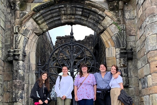 Private Stirling Old Town Tour - Reading the symbols at Mar’s Wark