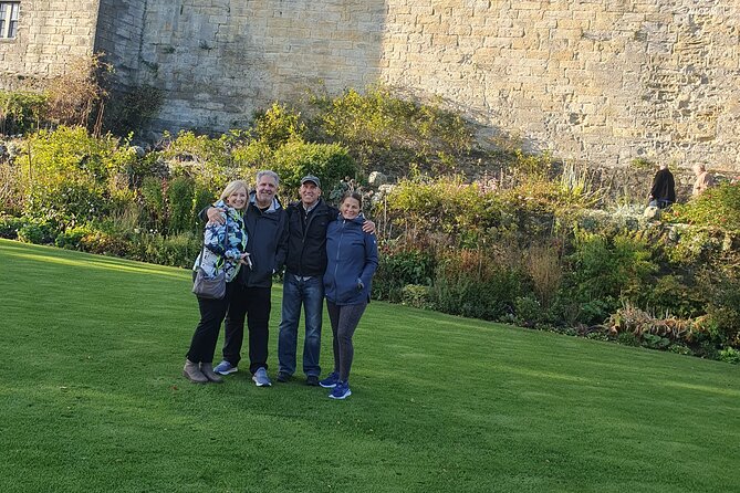 Private Stirling Old Town Tour - Walking up toward Stirling Castle