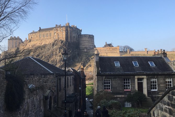 Private Walk: Edinburgh Old Town and New Town - Timing, pickup, and weather