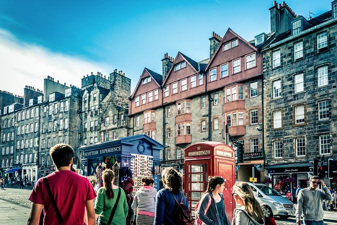 Private Walking Tour: Edinburgh Highlights, including entry to Edinburgh Castle - The Hub and Edinburgh Castle
