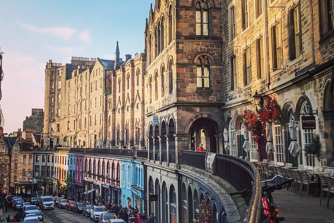 Private Walking Tour: Edinburgh Highlights, including entry to Edinburgh Castle - Price, pace and practical value